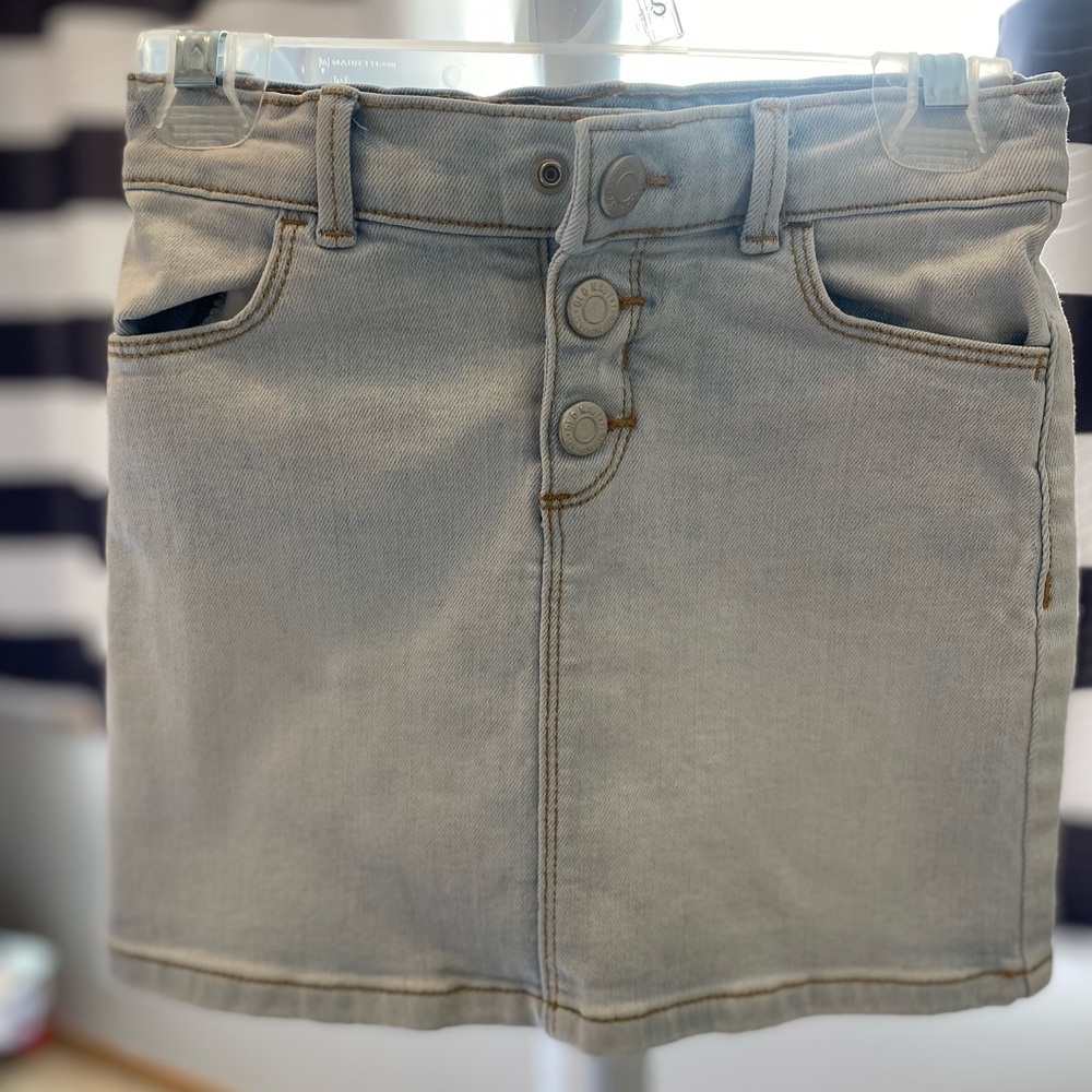 Light washed denim skirt